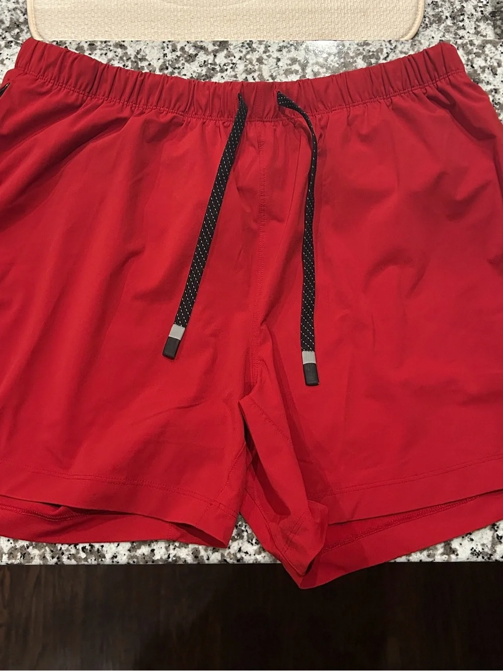 Fabletics The One Short Men's XL Red Holly Berry Athletic 5 inch Inseam Gym2Swim